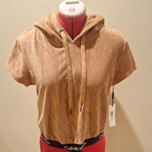Calvin Klein Short Sleeve Cropped Hoodie in Camel/Tan Size M